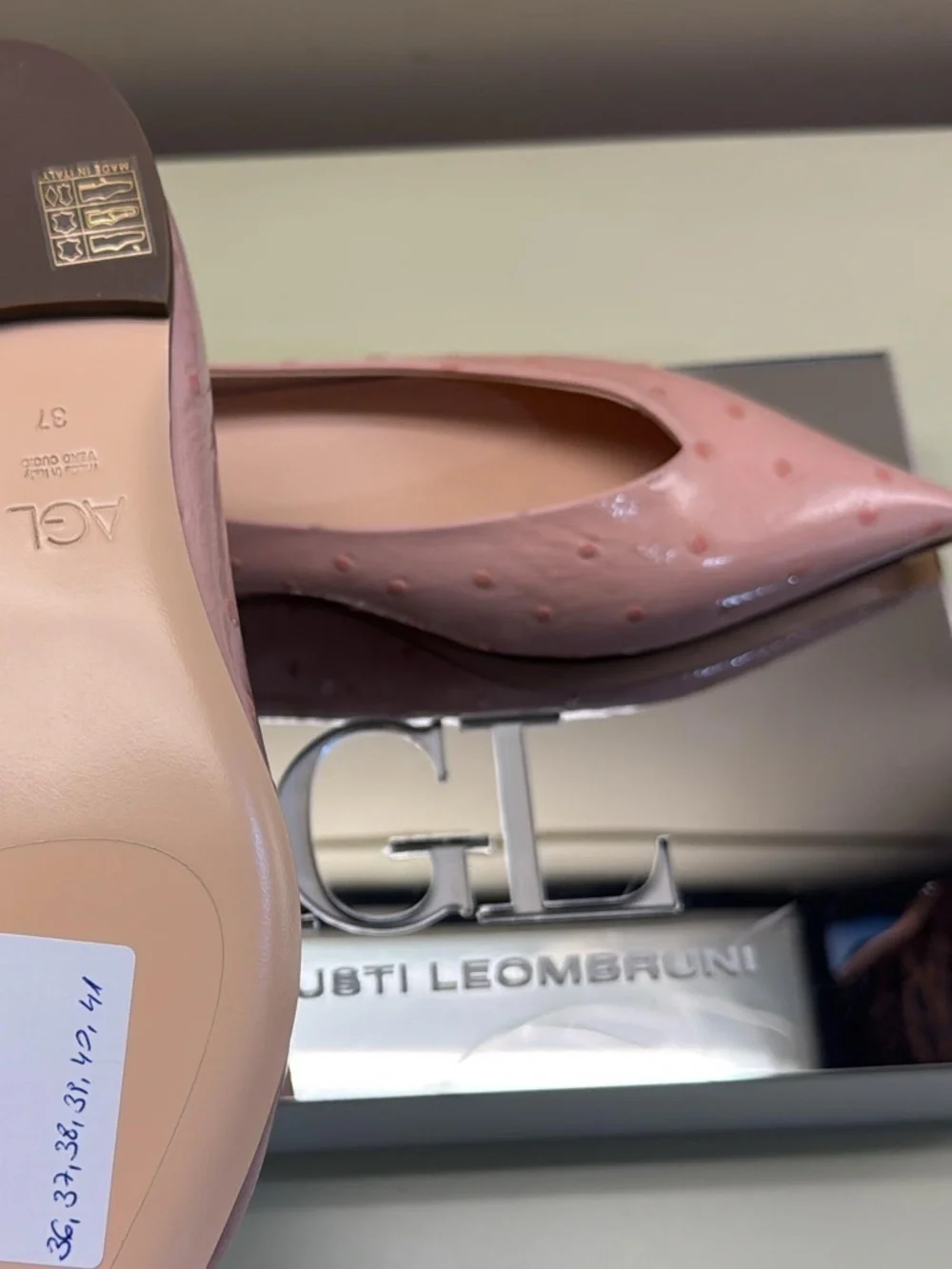 AGL Dusty Pink made in italy Pointed-Toe Leather Flats NWT